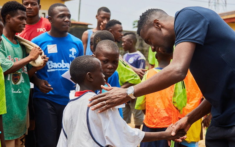 Les jeunes footballeurs à travers le monde